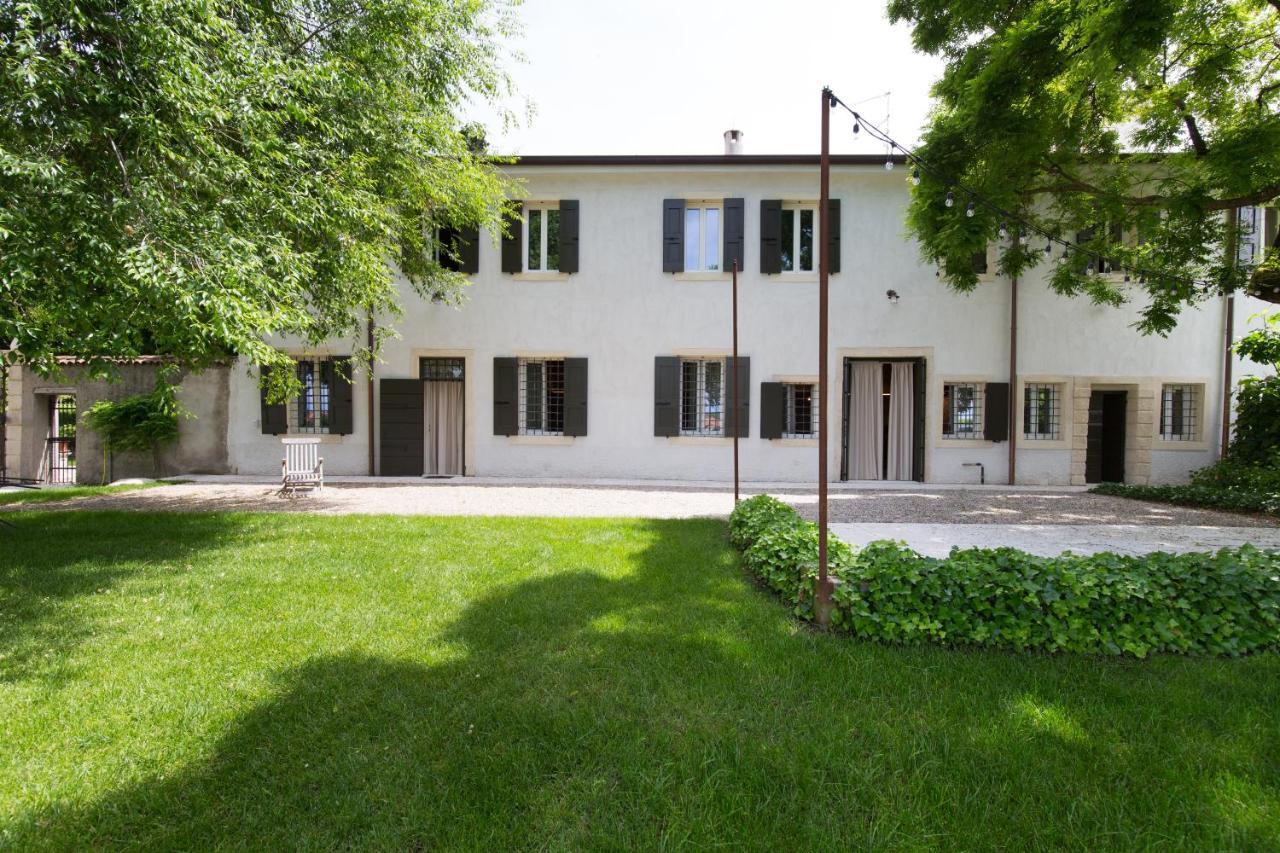 Villa Saccomani ซอมมาคัมปาญา ภายนอก รูปภาพ